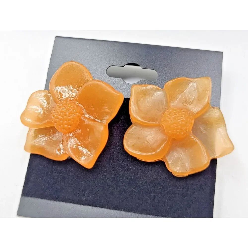 Vintage 70s Orange Flower Earrings Acrylic 1.25in